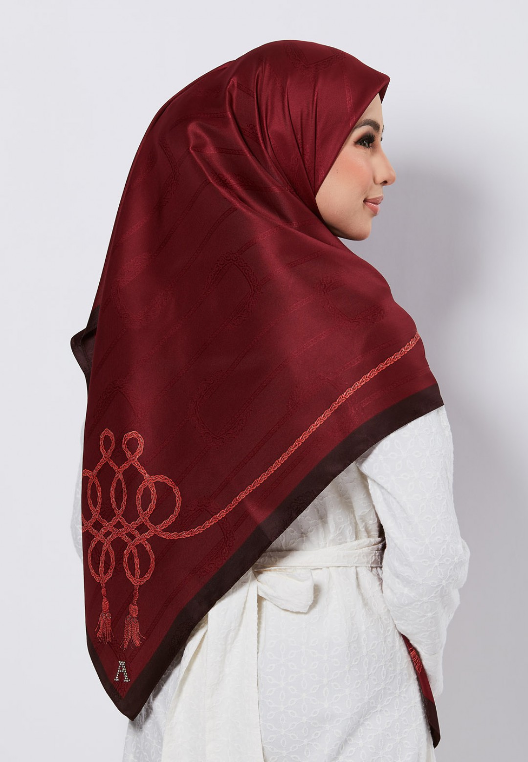SQ 199 MAYRAA JACQUARD TWILL