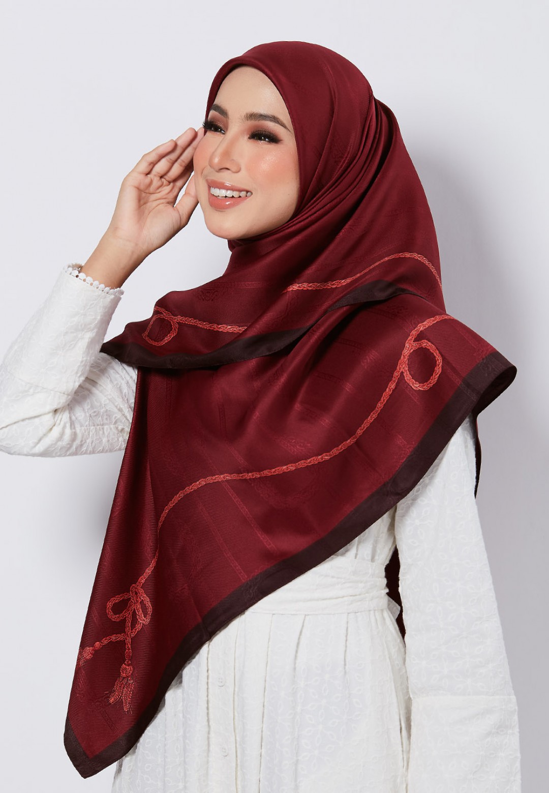 SQ 199 MAYRAA JACQUARD TWILL