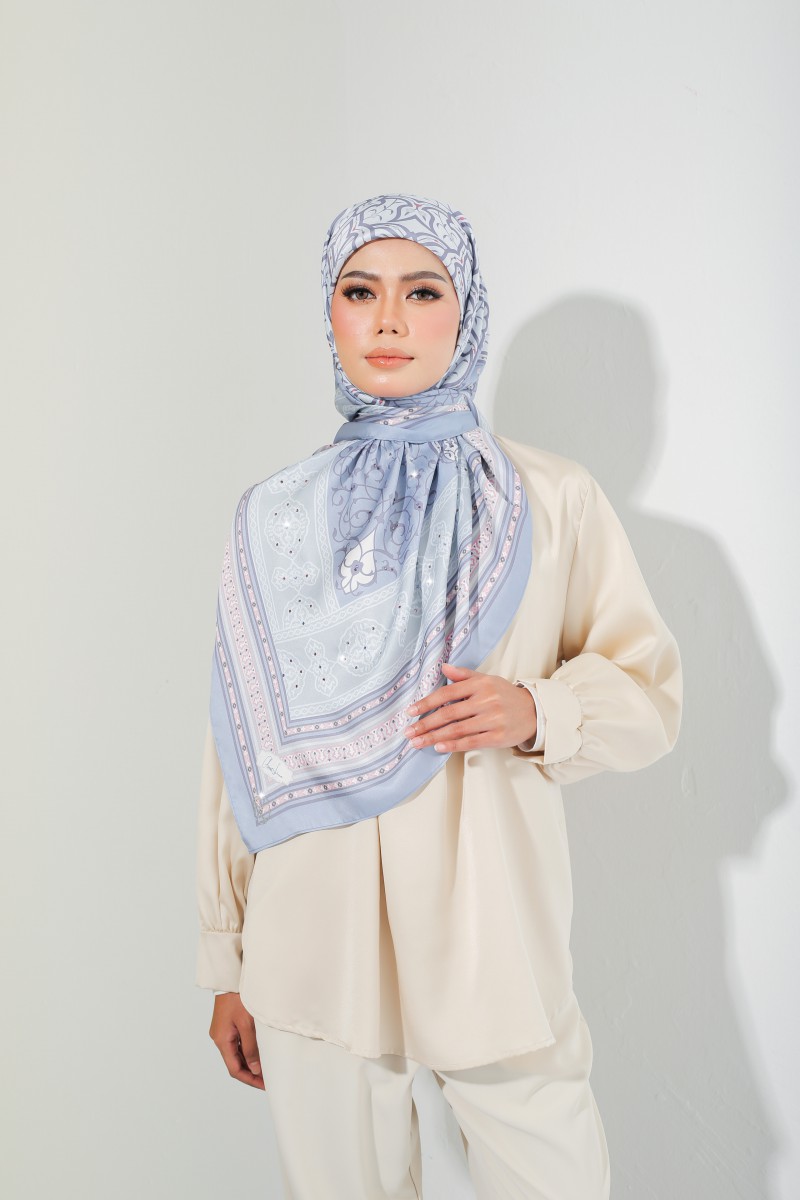 SQUARE ZARELA PRINTED DIAMOND
