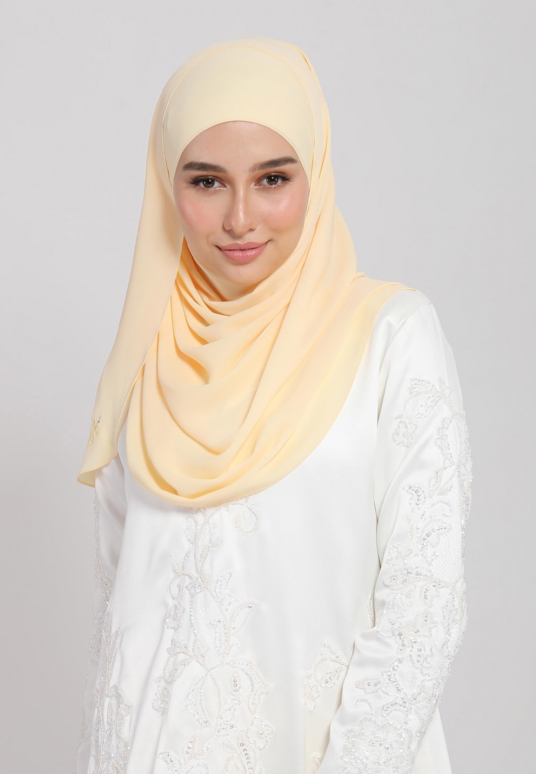 NEQAH SHAWL BRIDAL