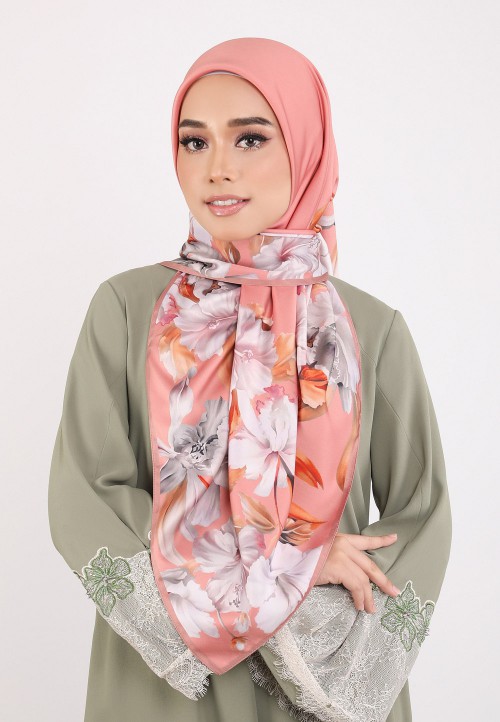 SQ 190 CHIC AULIA