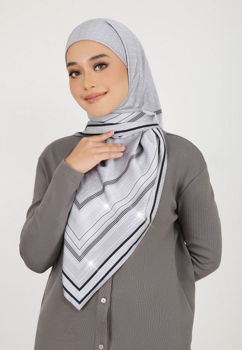 SQ 289 IZZARA PTD DIAMOND