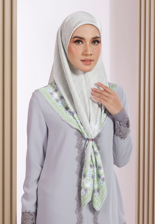 SQ 289 DYAN DIAMOND PTD