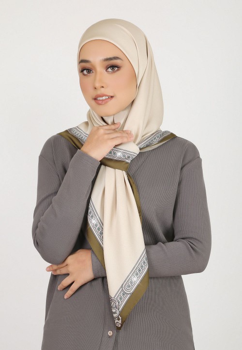 SQ 289 EFFIE BORDER DIAMOND PTD
