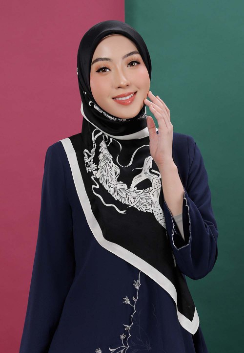 SQ ADELE TWILL PTD 190