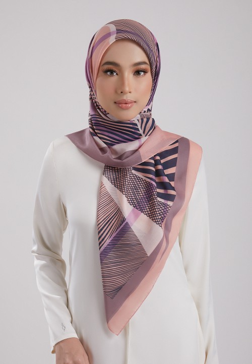 SQ 119  RHEA VOILE PTD