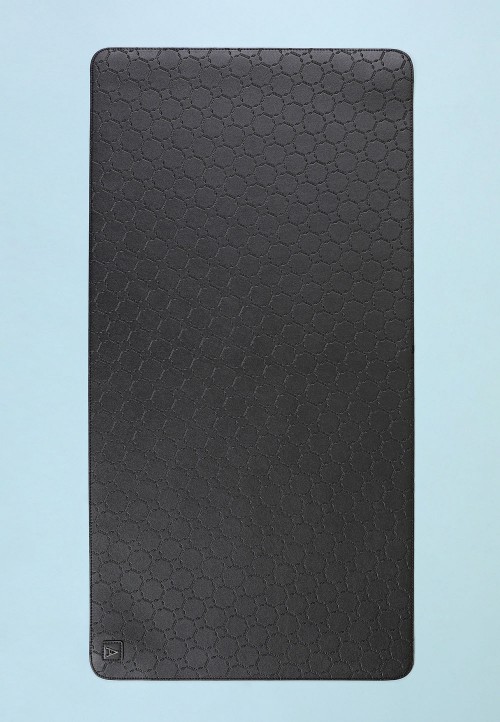 MONO MOUSE PAD