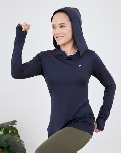 AGILE FITTED HOODIE