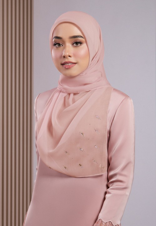 SQ IRIS VOILE PLAIN DIAMOND 199