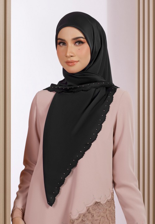 SQ 298 GRACE EMBROIDERY PLAIN DIAMOND