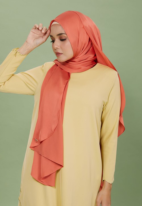 SHAWL SILKY SATIN PLAIN 129