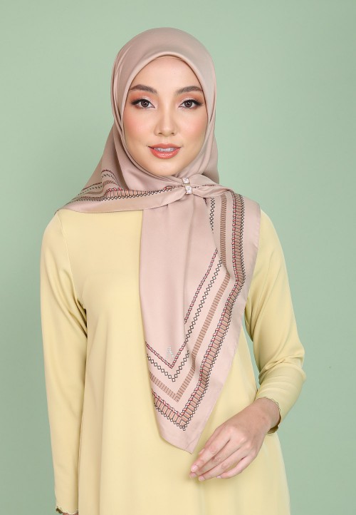 SQ HAZEL TWIST TWILL PTD 190