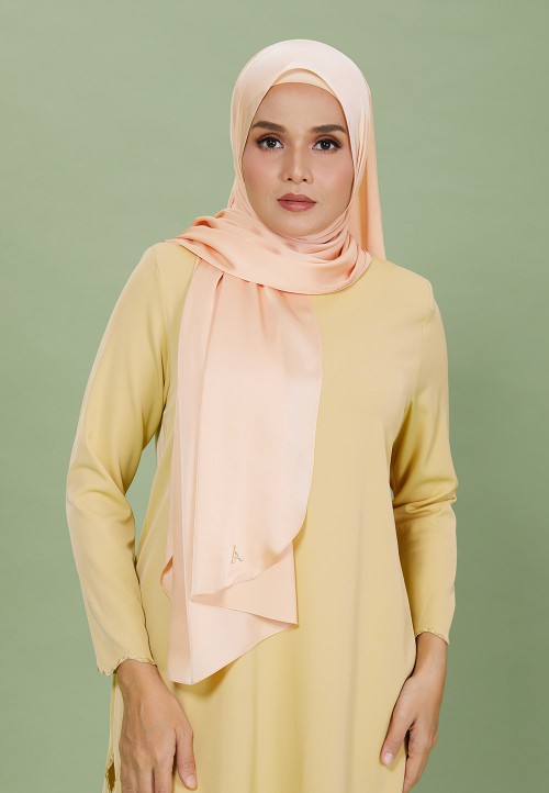 SHAWL SILKY SATIN PLAIN 129
