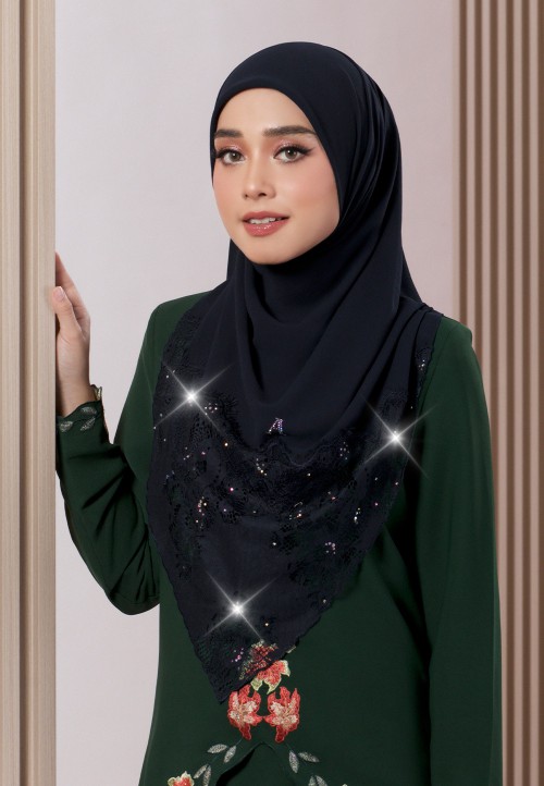 SQUARE PRIMROSE PLAIN LACE DIAMOND 249
