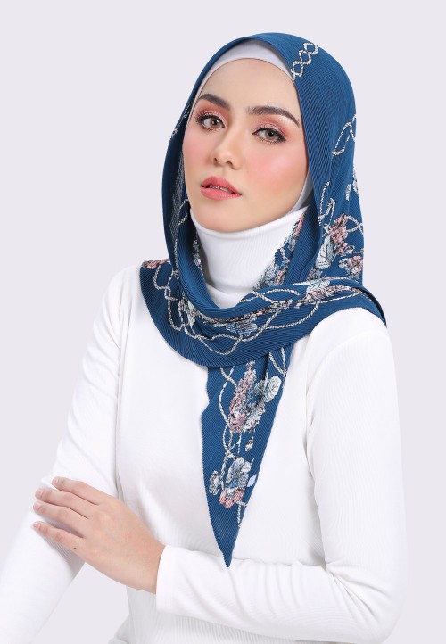 TRI PETITE PLEATS BOUQUET PTD 229