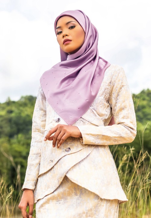 SQ CENDANA SATIN 368