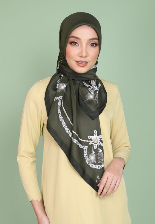 SQ TWIN TASSEL PTD DIAMOND 289