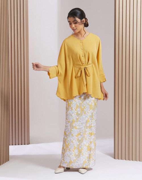 IXIA BAJU KURUNG