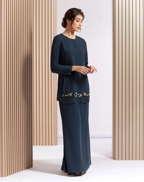 KALEELA BAJU KURUNG