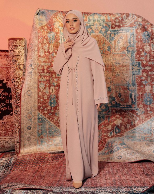 KALEESI JUBAH