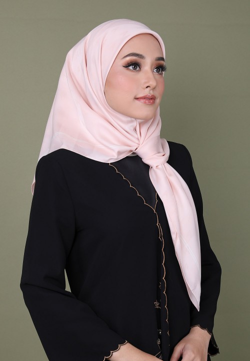 SQ JACQUARD TWILL BORDER MINI 179