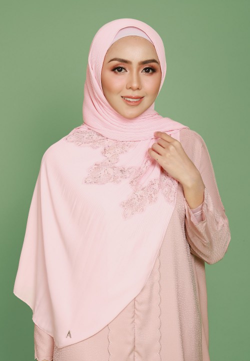SHAWL PRETTY PLEATS LACE DIAMOND 298