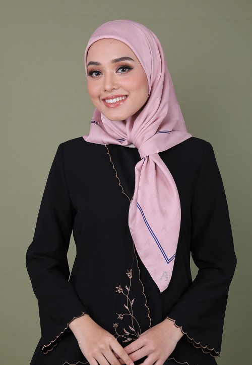 SQ JACQUARD TWILL BORDER MINI 179