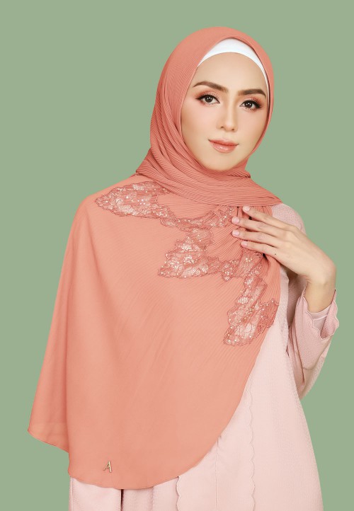 SHAWL PRETTY PLEATS LACE DIAMOND 298