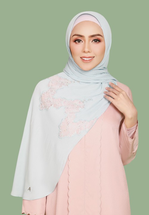 SHAWL PRETTY PLEATS LACE DIAMOND 298
