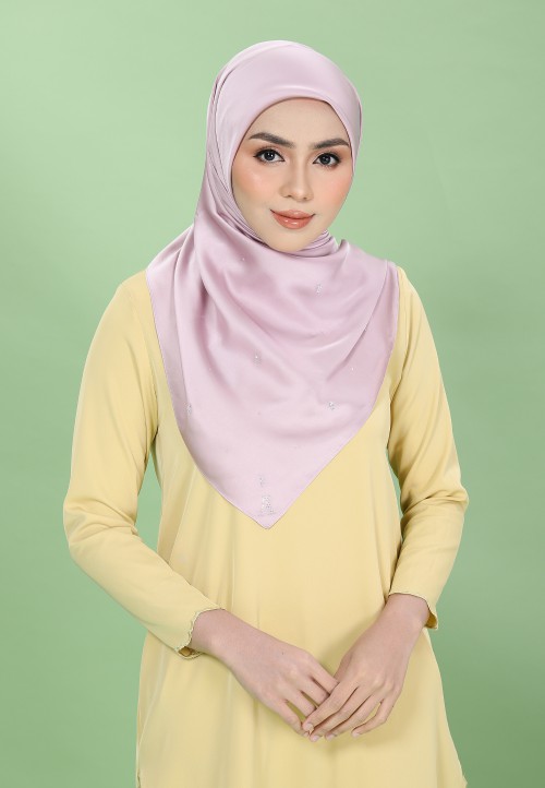 SQ RAZZLE PLAIN DIAMOND 219