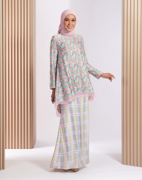 MELUR BAJU KURUNG