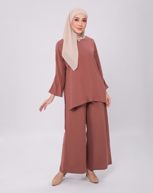 MILA BLOUSE