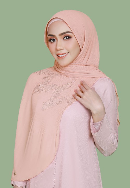 SHAWL PRETTY PLEATS LACE DIAMOND 298