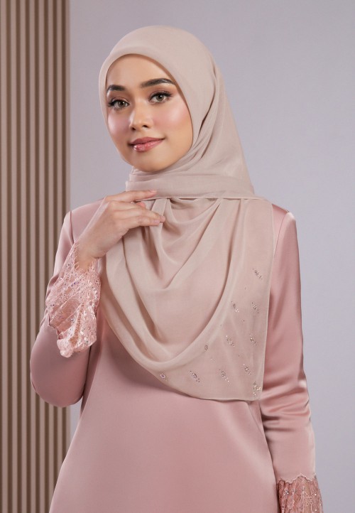 SQ IRIS VOILE PLAIN DIAMOND 199