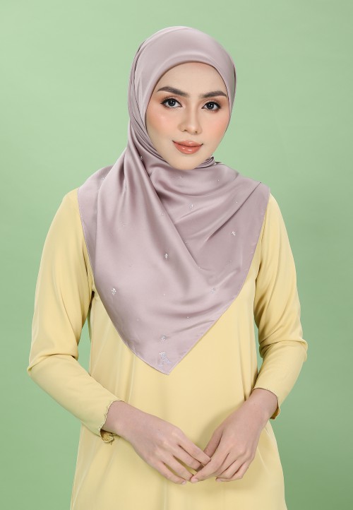 SQ RAZZLE PLAIN DIAMOND 219
