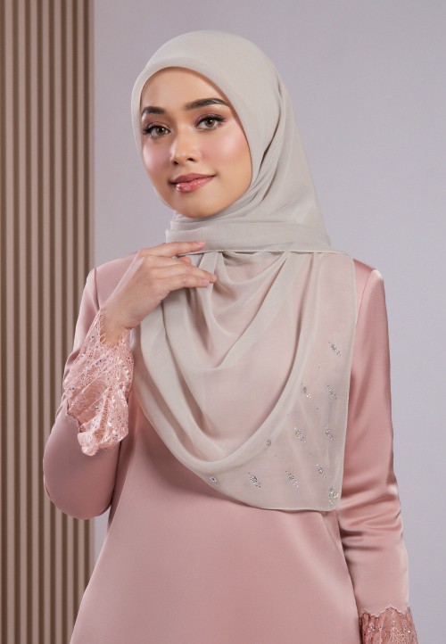 SQ IRIS VOILE PLAIN DIAMOND 199