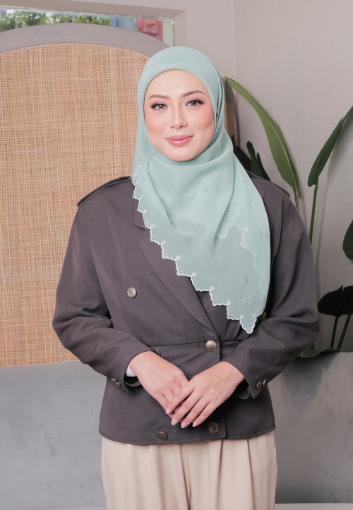 SQUARE MANDEVILLA VOILE 249