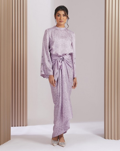 NADEERA BAJU KURUNG