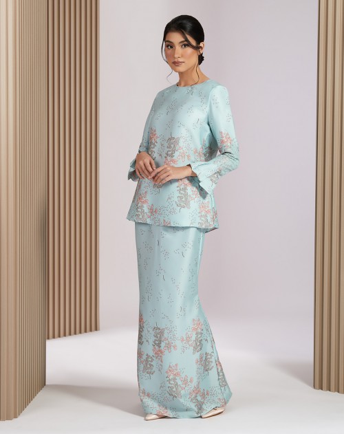 NADINE BAJU KURUNG
