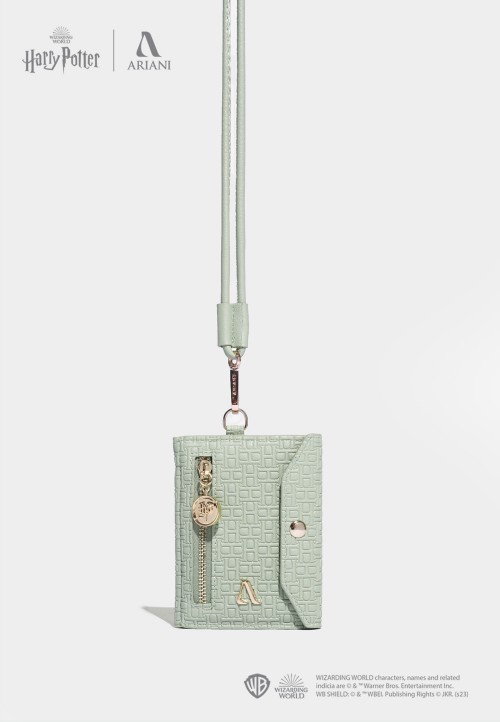HOGWARTS LANYARD (B2)