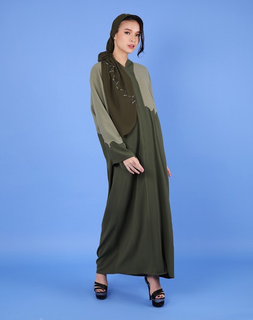 QUINCE JUBAH