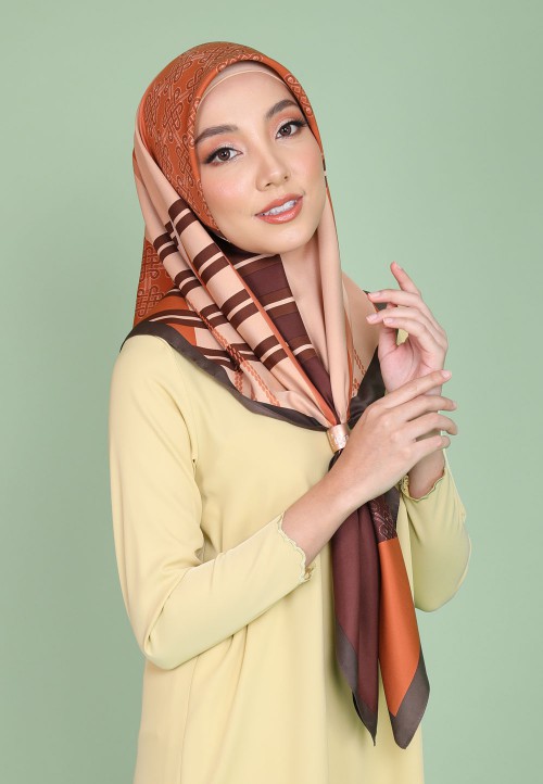 SQ ELLA ENCHANTED TWILL PTD 190