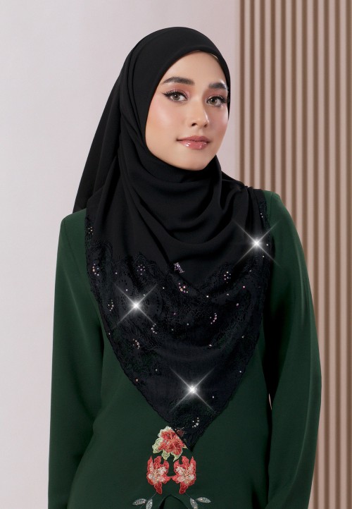 SQUARE PRIMROSE PLAIN LACE DIAMOND 249